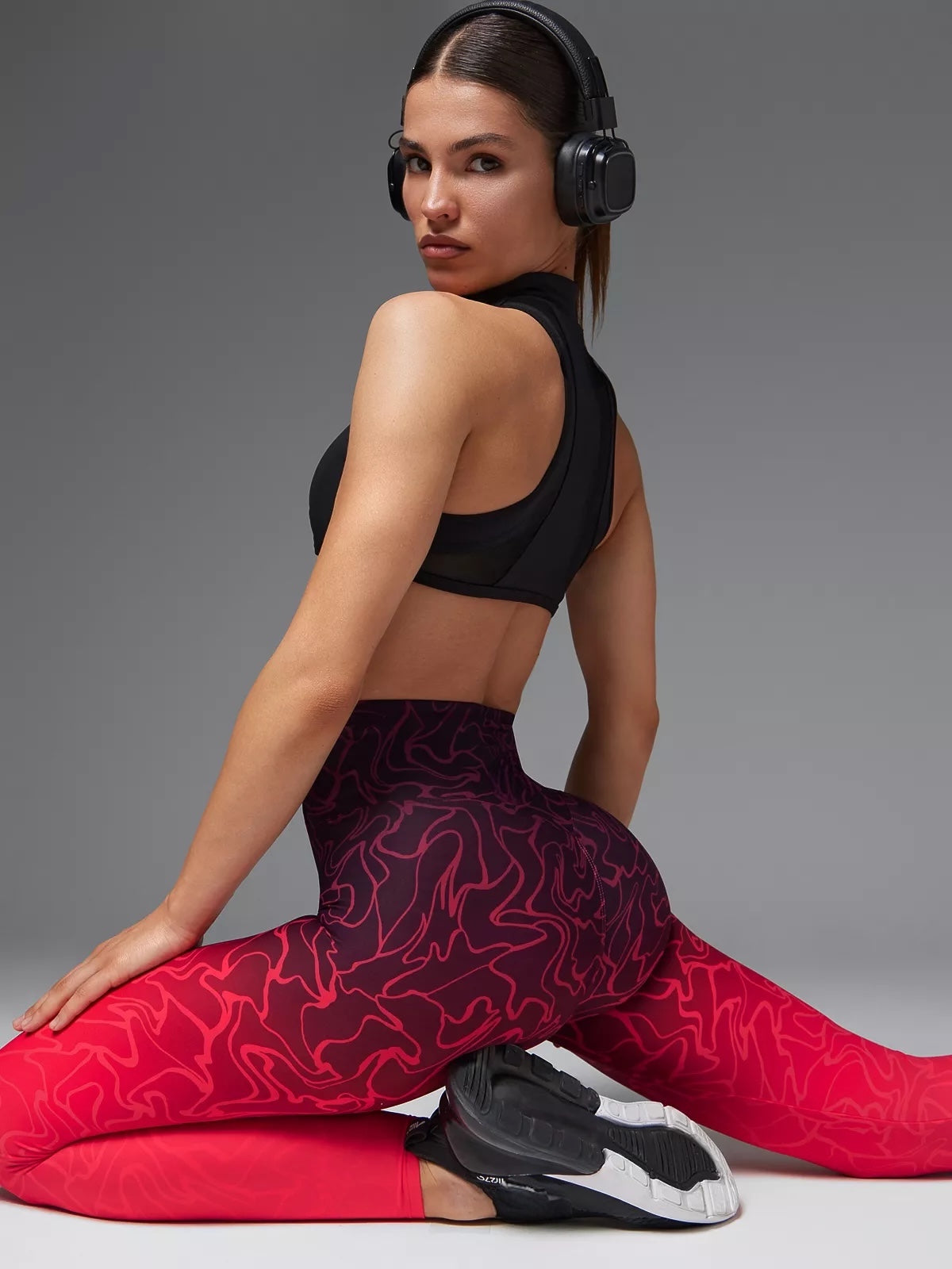 Dynamic Black & Coral Sculpting Leggings with Performance Print