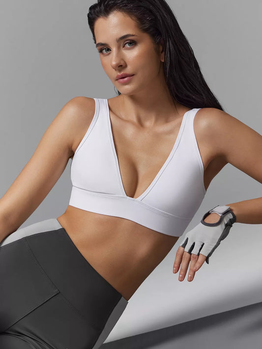 Classic White Athletic Bra with Wide Shoulder Straps